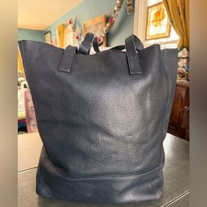 Vintage Fred Segal Navy Leather Tote Bag Shoulder 12” x 15” x 4” inside pocket